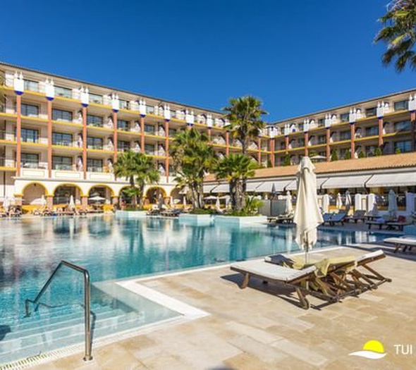Chill out TUI BLUE ISLA CRISTINA PALACE Hotel Isla Cristina, Huelva, Spain